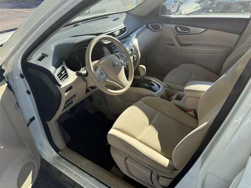 2015 Nissan Rogue S