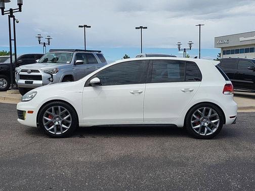 White 2014 Volkswagen GTI Driver's Edition