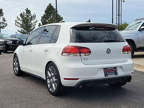 White 2014 Volkswagen GTI Driver's Edition