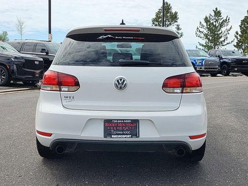 White 2014 Volkswagen GTI Driver's Edition