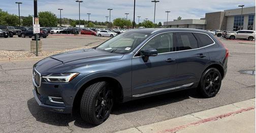 Blue 2019 Volvo XC60 T6 Inscription
