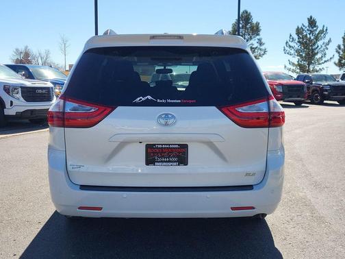 2017 Toyota Sienna Limited
