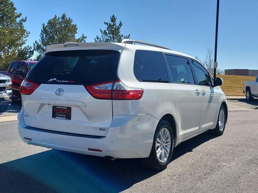 2017 Toyota Sienna Limited