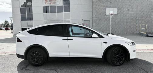 2022 Tesla Model X Dual Motor All-Wheel Drive