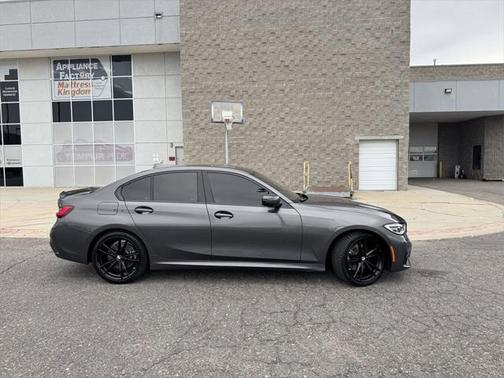 2021 BMW 330 xDrive
