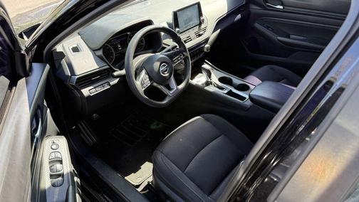 Black 2020 Nissan Altima S FWD