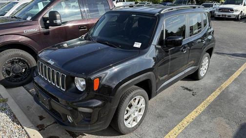 Black 2019 Jeep Renegade Latitude