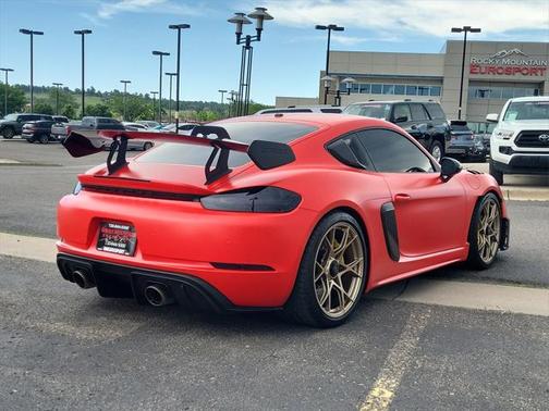 2024 Porsche 718 Cayman GT4 RS