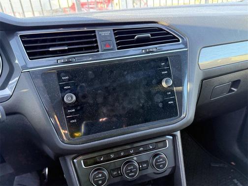 2020 Volkswagen Tiguan 2.0T SE R-Line Black