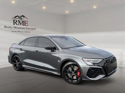 2024 Audi RS 3 TFSI quattro S tronic