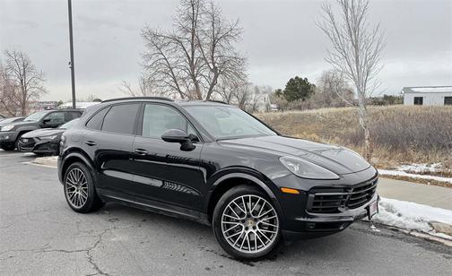 2022 Porsche Cayenne Cayenne
