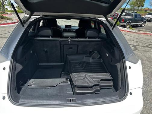 2018 Audi Q3 2.0T Premium