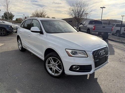2017 Audi Q5 2.0T Premium Plus