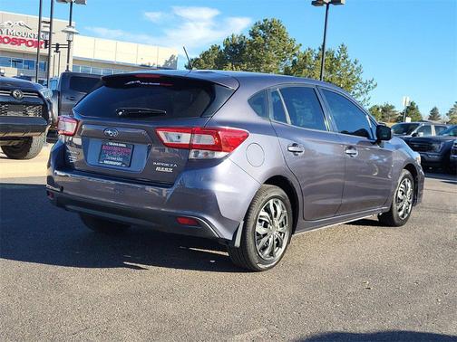 2017 Subaru Impreza 2.0i