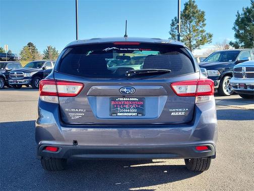 2017 Subaru Impreza 2.0i