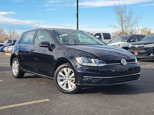 2018 Volkswagen Golf TSI SE
