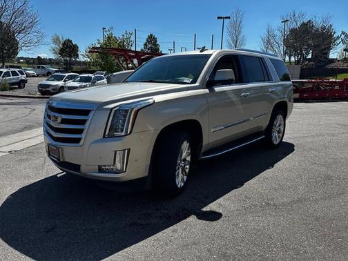 2017 Cadillac Escalade Luxury