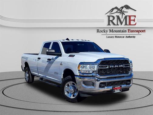 2022 RAM 3500 Tradesman Crew Cab 4x4 8' Box