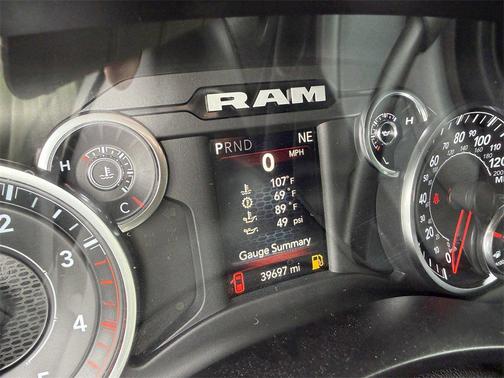2022 RAM 3500 Tradesman Crew Cab 4x4 8' Box