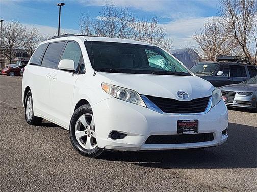 2012 Toyota Sienna LE