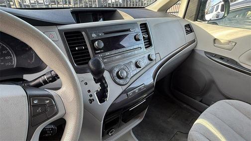 2012 Toyota Sienna LE