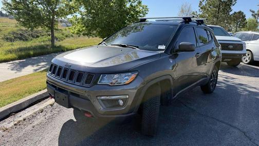Gray 2019 Jeep Compass Trailhawk