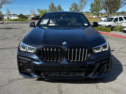 2022 BMW X6 M50i