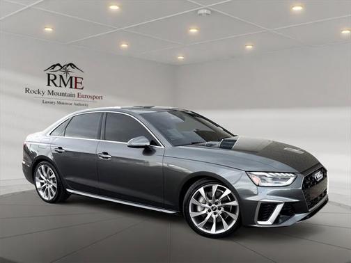 2022 Audi A4 45 S line Premium Plus