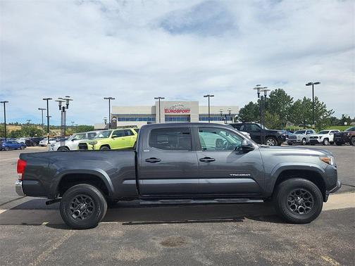 2017 Toyota Tacoma SR5