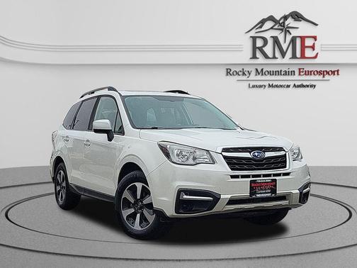 White 2018 Subaru Forester 2.5i Premium