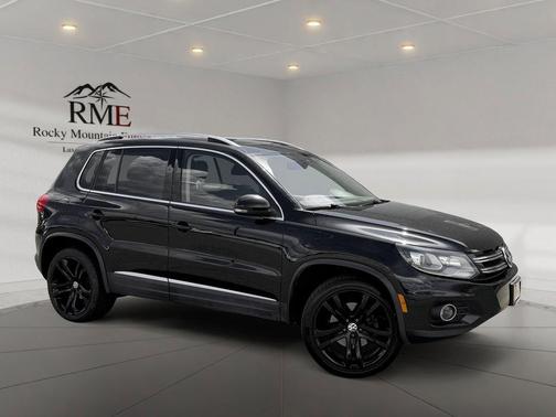 Black 2017 Volkswagen Tiguan 2.0T SEL