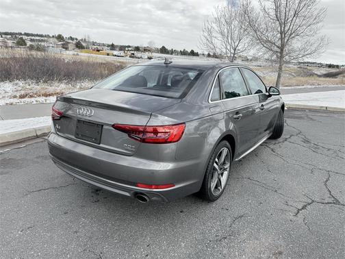 2017 Audi A4 2.0T Prestige