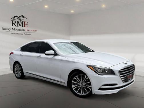 White 2015 Hyundai Genesis 3.8