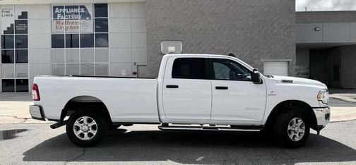 White 2024 RAM 2500 Big Horn Crew Cab 4x4 8' Box