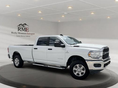 White 2024 RAM 2500 Big Horn Crew Cab 4x4 8' Box