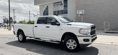 White 2024 RAM 2500 Big Horn Crew Cab 4x4 8' Box
