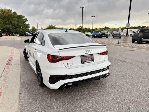 2022 Audi RS 3 TFSI quattro S tronic