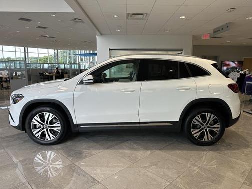 2025 Mercedes-Benz GLA 250 4MATIC