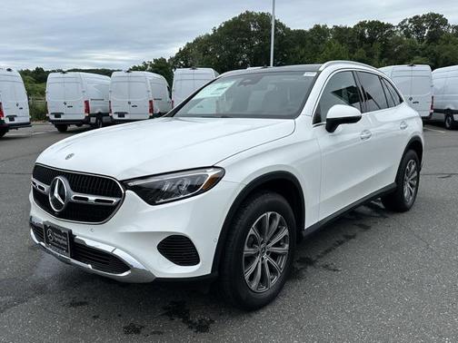 2025 Mercedes-Benz GLC 300 4MATIC