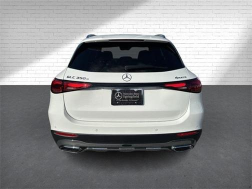 2025 Mercedes-Benz GLC 350e Base