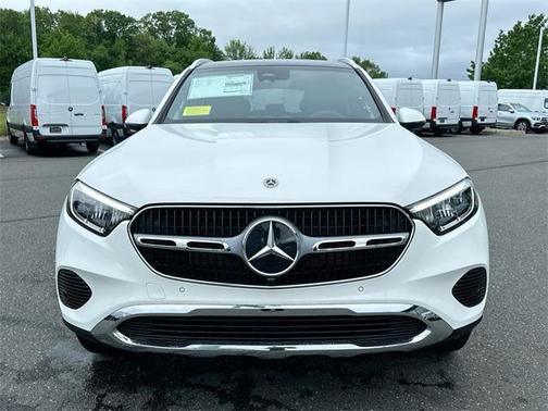 2025 Mercedes-Benz GLC 300 4MATIC