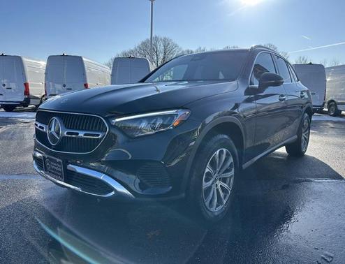 2025 Mercedes-Benz GLC 300 4MATIC