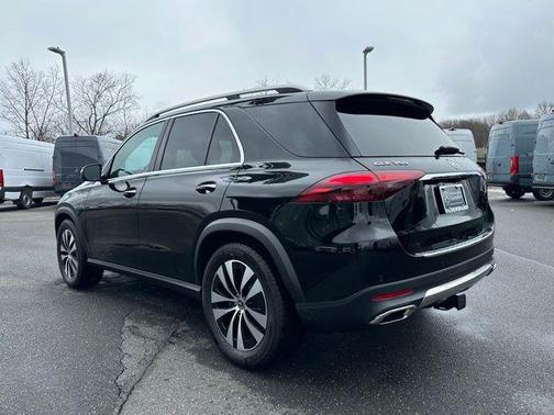 Black 2026 Mercedes-Benz GLE 350 4MATIC