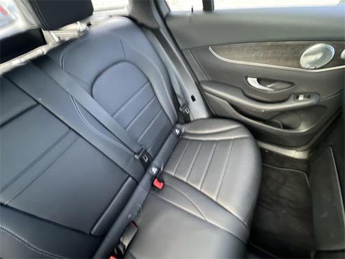 2020 Mercedes-Benz GLC 300 4MATIC