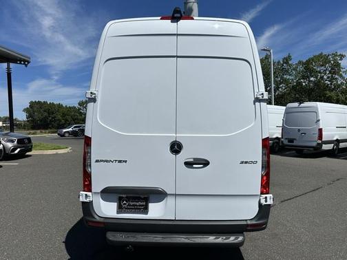2025 Mercedes-Benz Sprinter 2500 High Roof