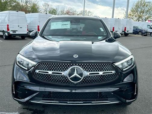 2025 Mercedes-Benz GLC 300 4MATIC