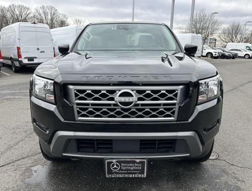 2024 Nissan Frontier SV