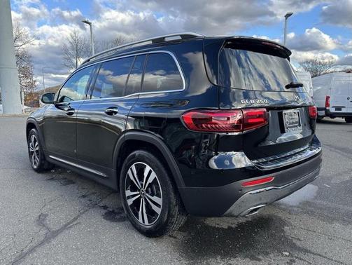 2026 Mercedes-Benz GLB 250 4MATIC