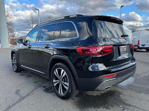 2026 Mercedes-Benz GLB 250 4MATIC