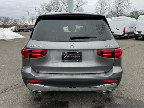 2026 Mercedes-Benz GLB 250 4MATIC